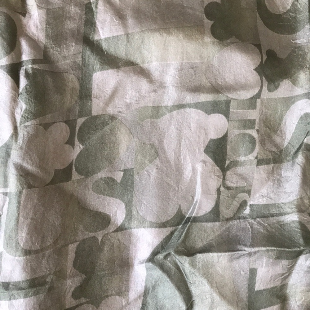 Tous 100% Silk Scarf 🧣